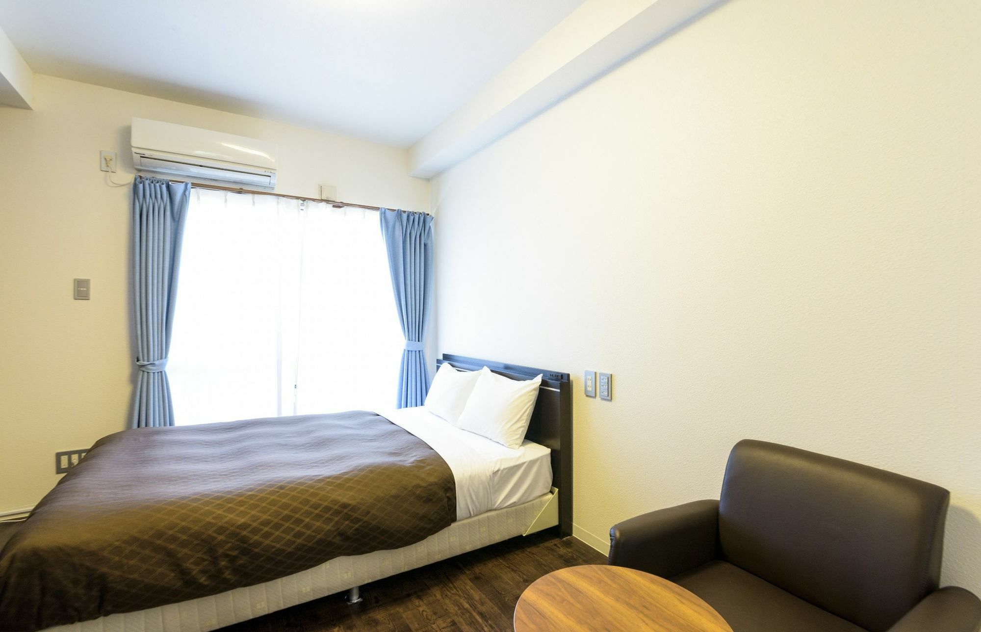 Mr Kinjo Eminence Inn Maejima Tomari Екстер'єр фото